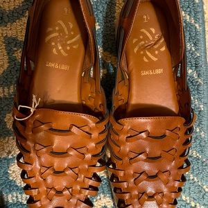 Beautiful shoes! Brand new!